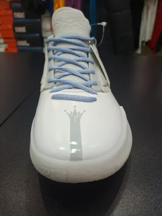 Zapatilla Baloncesto 361 Nikola Jokic