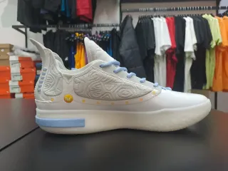 Zapatilla Baloncesto 361 Nikola Jokic