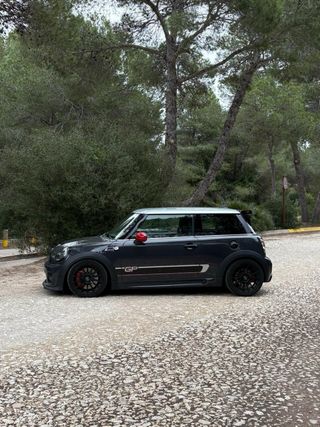 MINI John Cooper Works GP2