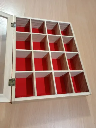 Vitrina expositora para figuras de LEGO