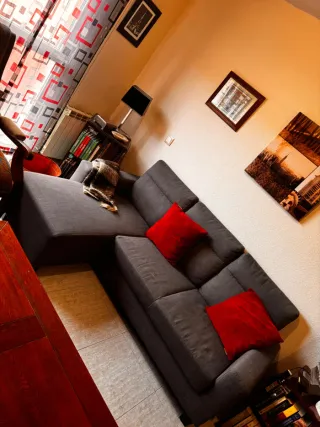 2 Sillones con reposapiés y cojines