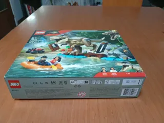 Lego Jurassic World 76975 T-Rex River Escape.