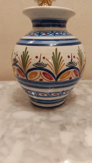 Cerámica surtida a 30 euros cada pieza