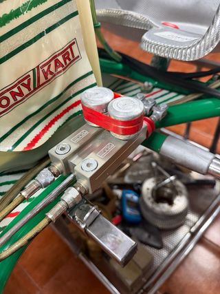 Tony Kart Motor Competición + Carro + accesorios.