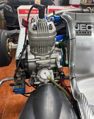 Tony Kart Motor Competición + Carro + accesorios.