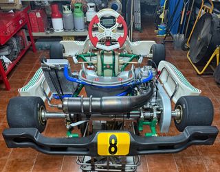 Tony Kart Motor Competición + Carro + accesorios.