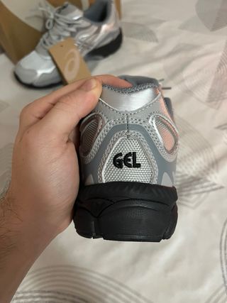 Asics Gris/Plata Zapatillas Deportivas