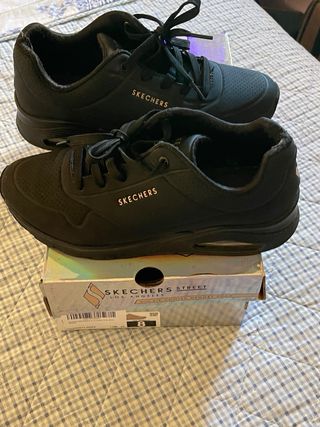 Zapatillas Skechers Street Negras Air-Cooled