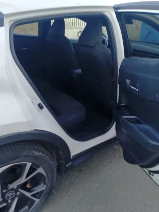Toyota  CH-r 2022