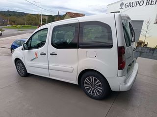 PEUGEOT PARTNER  TEPEE 2015