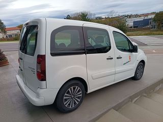 PEUGEOT PARTNER  TEPEE 2015