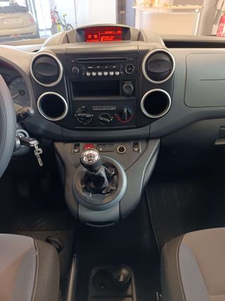 PEUGEOT PARTNER  TEPEE 2015