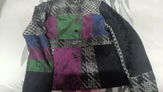 Chaqueta patchwork morada y negra