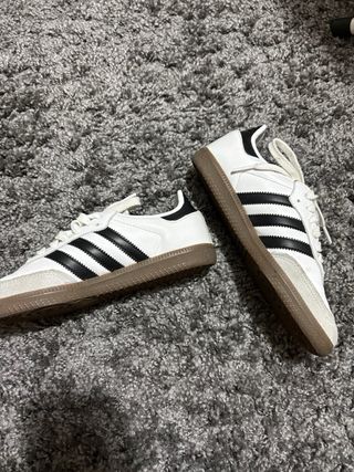 Adidas Samba Blancas y Negras