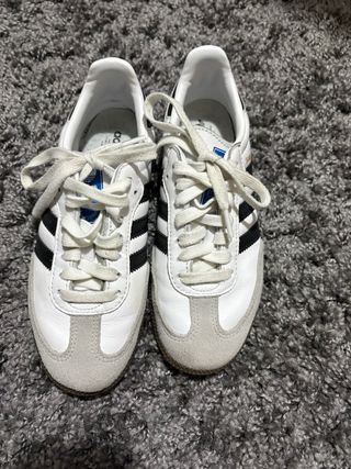 Adidas Samba Blancas y Negras