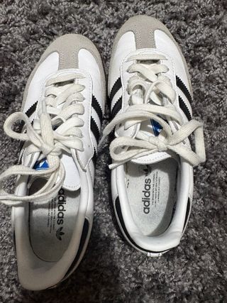 Adidas Samba Blancas y Negras