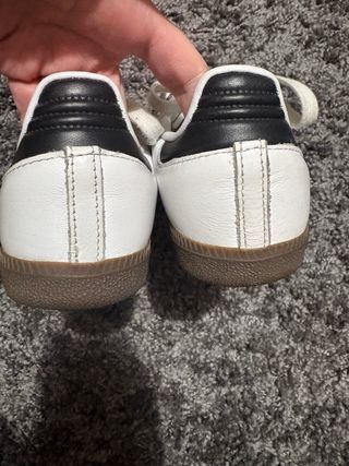 Adidas Samba Blancas y Negras