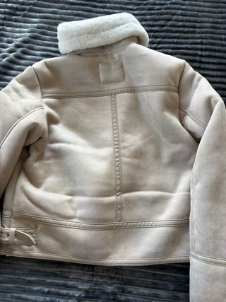 Cazadora Stradivarius Beige Talla S