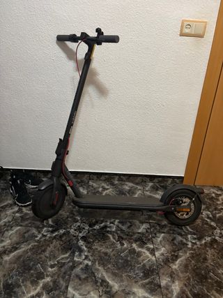 Patinete Xiaomi Scooter 4
