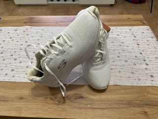 Deportivos Skechers Blancos
