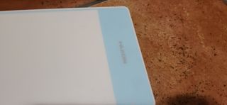 Tableta Gráfica Huion con Lápices y Cable