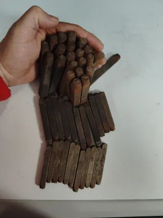 44 punzones letras y números metal, trokeles