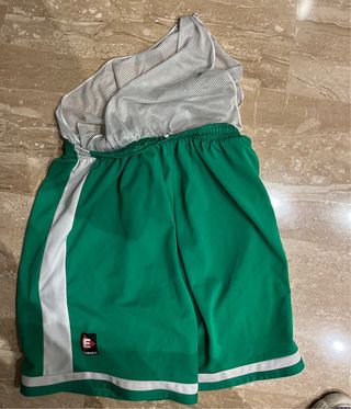 Pantalón corto deportivo Element verde