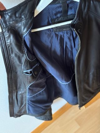 Chaqueta de cuero negra massimo dutti