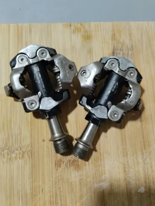 Pedales Shimano XT PD-M8100