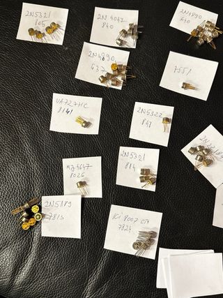 Transistores varios (ver descripción)