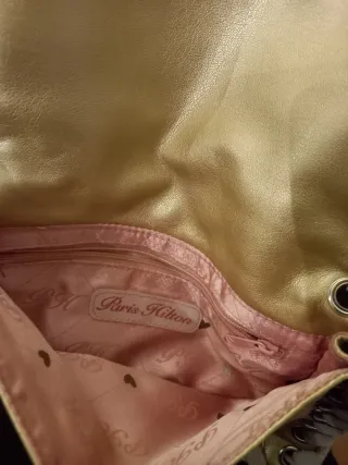 Bolso marca Paris Hilton