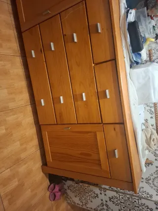 Mueble de entrada de madera