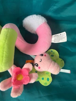 Espiral de peluches para bebé la gatita alegre