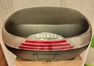 Maleta Baúl Moto Shad 46L Negra