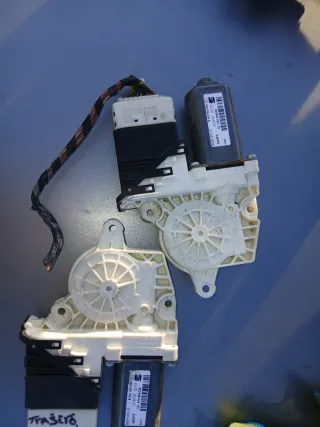 Centralita Seat Leon MK2 2.0 TDI Bosch