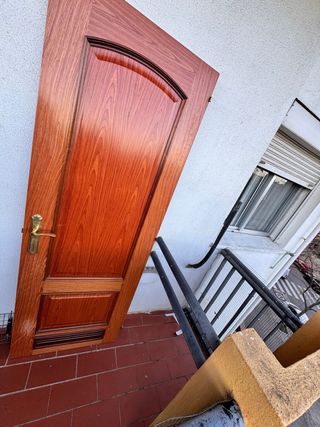 Puerta de madera