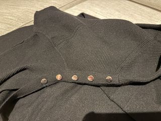 Vestido con detaille de botones