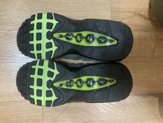 Nike Air Max 95 Gris y Verde