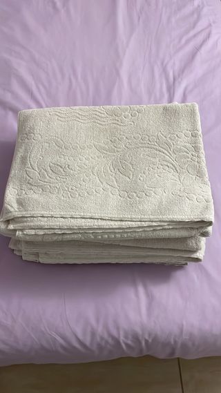 6 Asciugamani Bianchi in Cotone