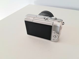 Cámara Canon EOS M10 Blanca