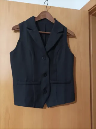 Chaleco negro talla M sin etiqueta