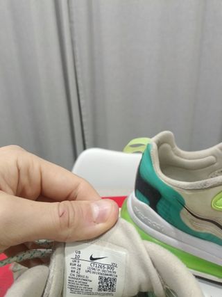 Nike Air Max 270 React Talla 44