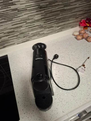 Cafetera De'Longhi Nespresso Essenza Mini