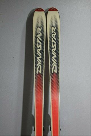 Dynastar Max 9 Esquís con Fijaciones Marker