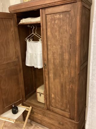 Armario antiguo madera 2 puertas