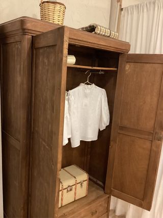 Armario antiguo madera 2 puertas