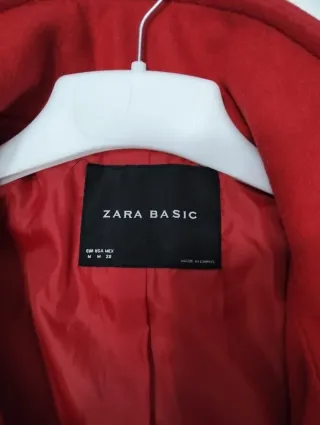 Abrigo Zara Rojo