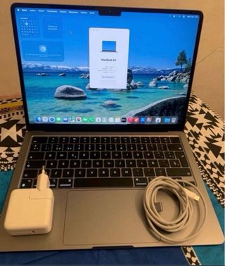 MacBook Air M2 Plata