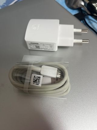 Cargador Huawei Travel Charger + Cable Micro-USB