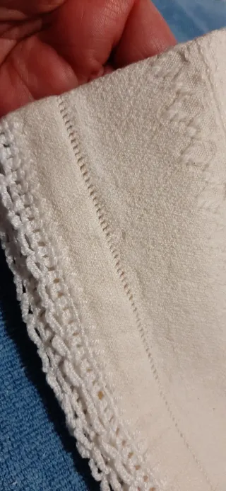 Set di due asciugamani in fiandra